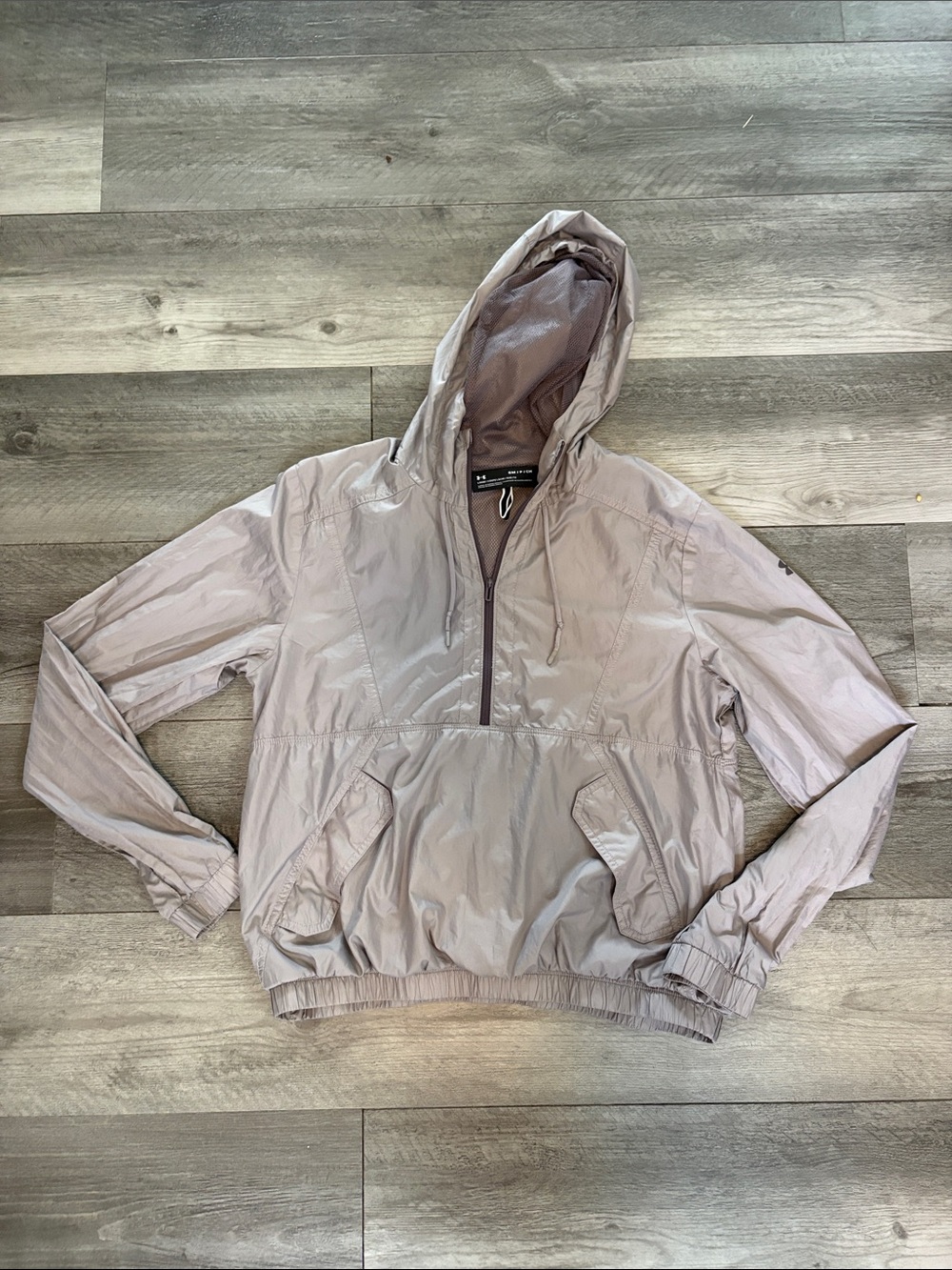 Under Armour Women’s Half Zip Wind Resistant Light Pullover, Lavender EUC, SM